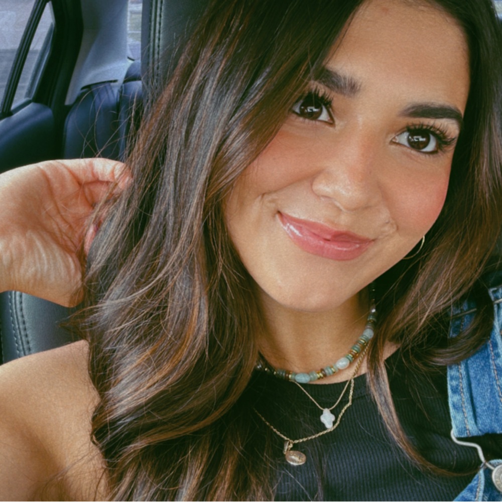 Meet your Posher, Jazmin